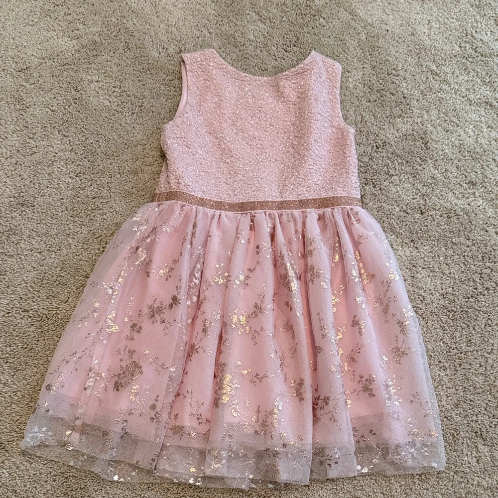The Children's Place Pink Sparkle Dress. 5T. Hardly wore. Pink and gold